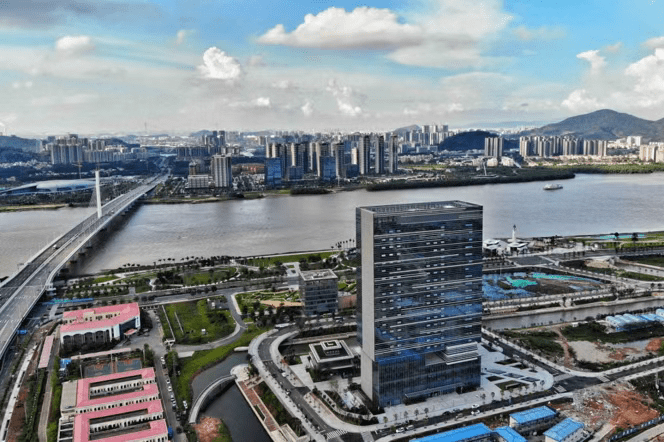 广东数据交易所面向全球招聘首席数据官<strong></p>
<p>全球交易所</strong>，坐标南沙