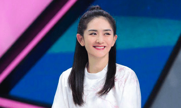 谢娜“借3万澳元还3万网民币”<strong></p>
<p>利币网</strong>，从社交看出，她是假抠门真仗义
