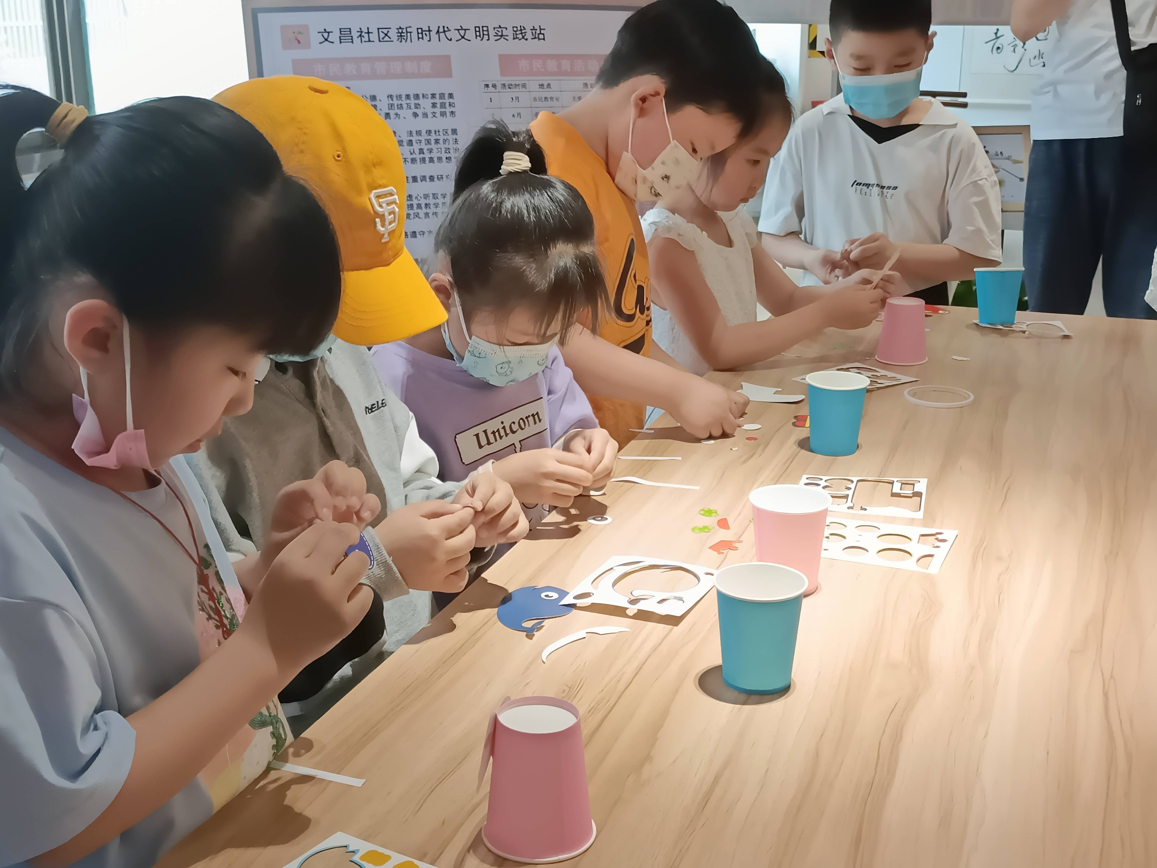 欢乐营里欢乐多