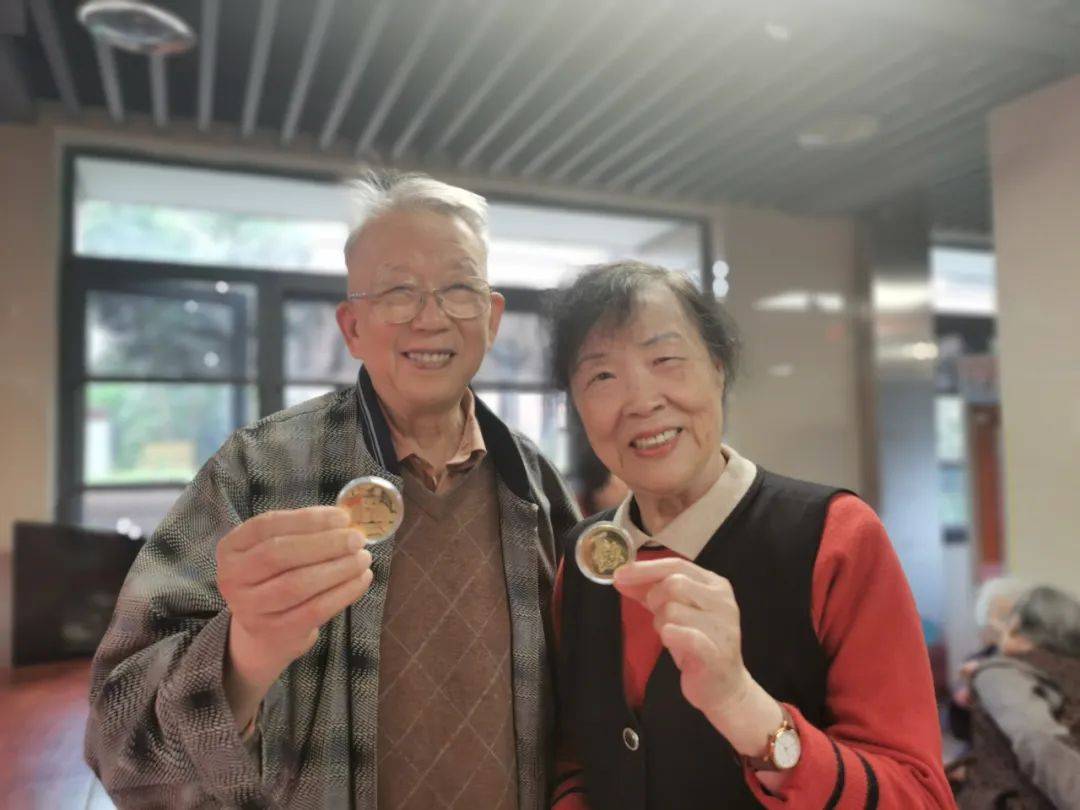 鶴龄珍藏<strong></p>
<p>福币</strong>！国德“福虎币”来了！