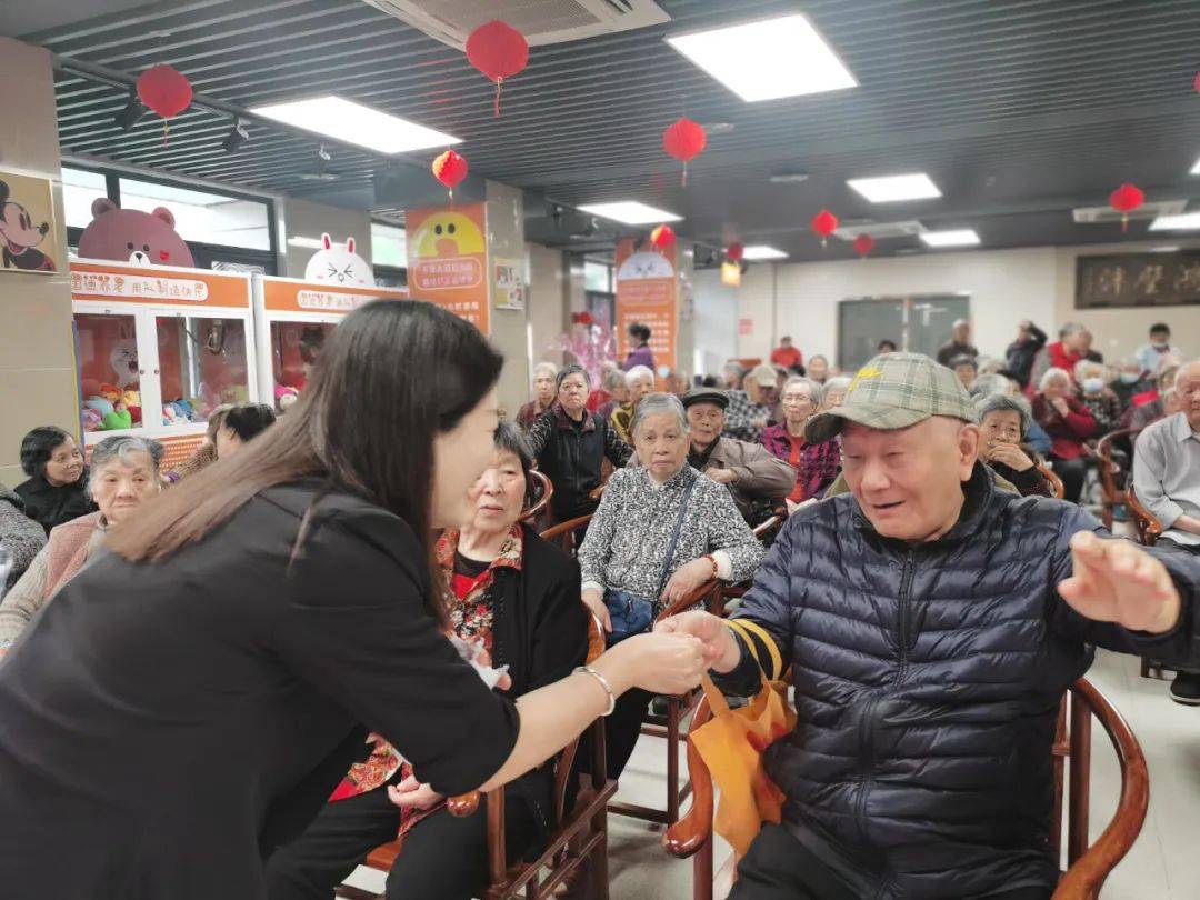鶴龄珍藏<strong></p>
<p>福币</strong>！国德“福虎币”来了！
