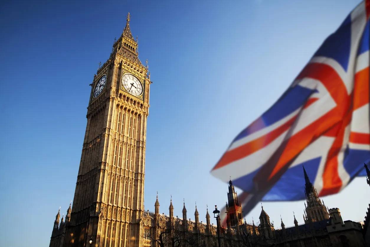 留学党如何用人民币兑换英镑<strong></p>
<p>兑换币</strong>？什么时候兑换最合适？