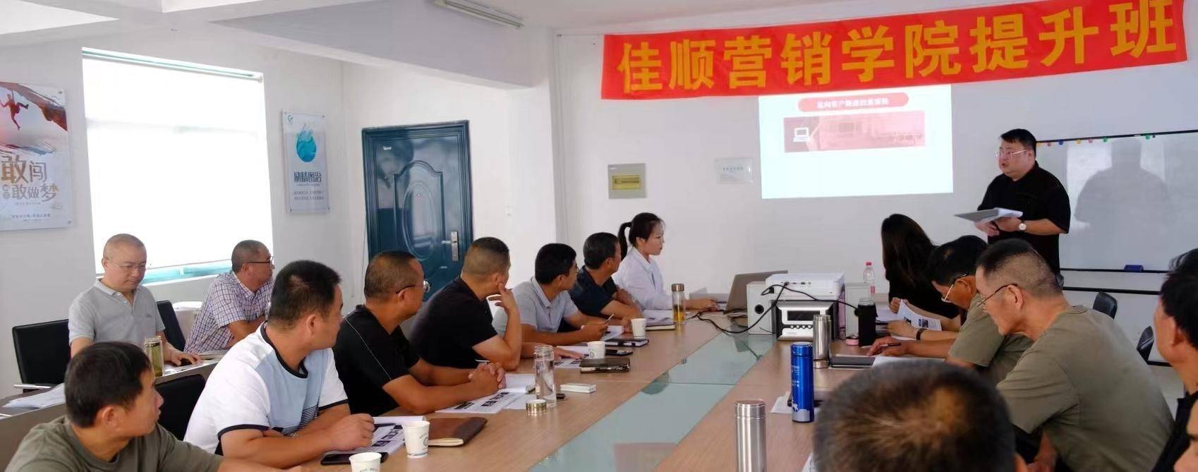 一个长在<strong></p>
<p>法币符号</strong>我审美上的“符号”