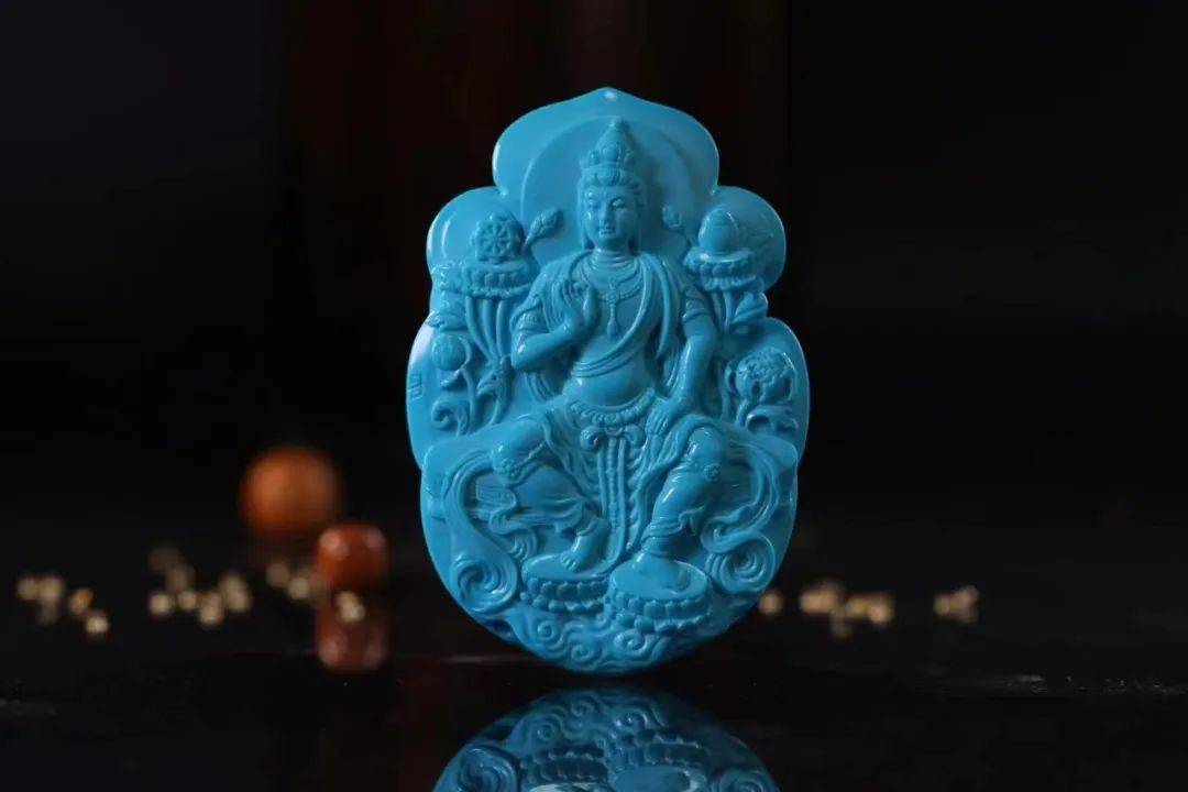 绿松石多少钱一克？这些问题没搞懂<strong></p>
<p>今日银价多少钱一克</strong>，就别玩绿松了！