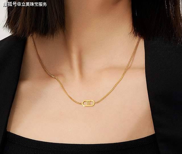 金项链的价格多少钱一克？这5个因素避开<strong></p>
<p>今日银价多少钱一克</strong>，能节省一半价格