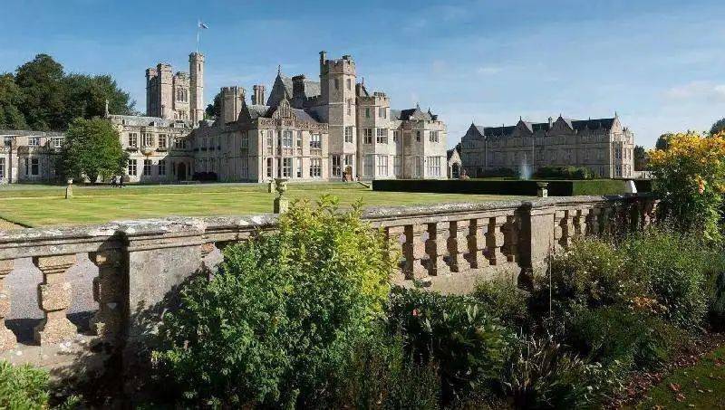 英国顶级私校Canford夏校来啦<strong></p>
<p>理财规划师证书</strong>！在全英最美校园度过这个夏天~