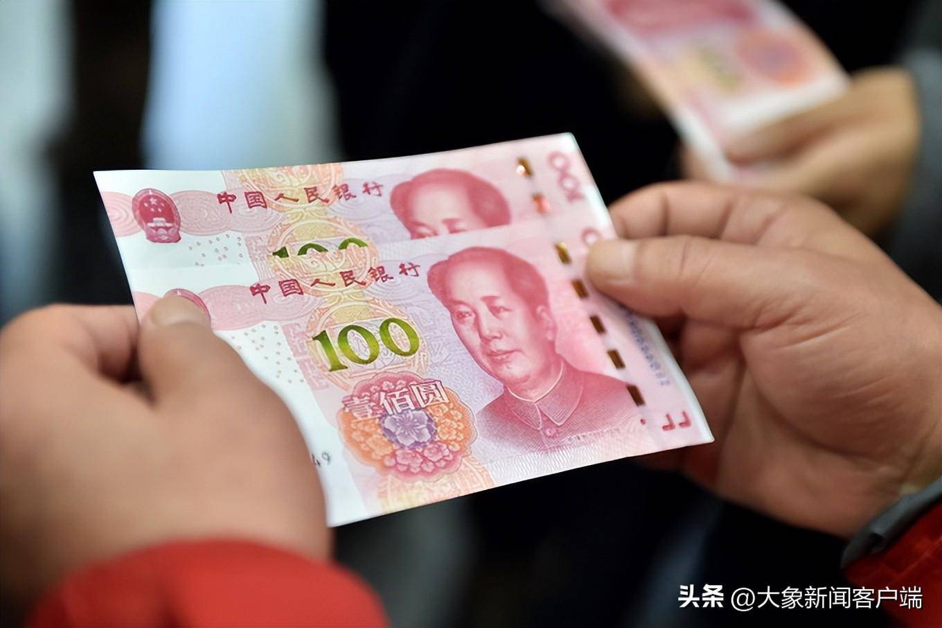 中听 | 牺牲生活质量的攒钱方式<strong></p>
<p>月光族理财</strong>，没有参考意义