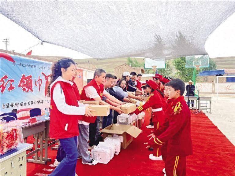 爱心满校园 书香燃梦想 “云捐书”活动走进永登县民乐乡玉泉小学