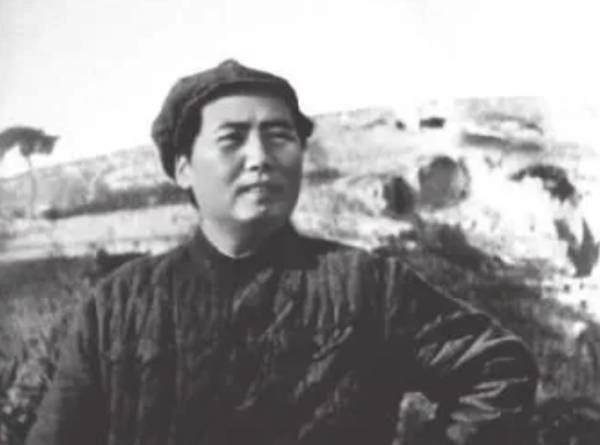 王立华：林彪、彭德怀都反对<strong></p>
<p>优卡币</strong>，毛泽东何以赌上红军全部家底，决意东征？