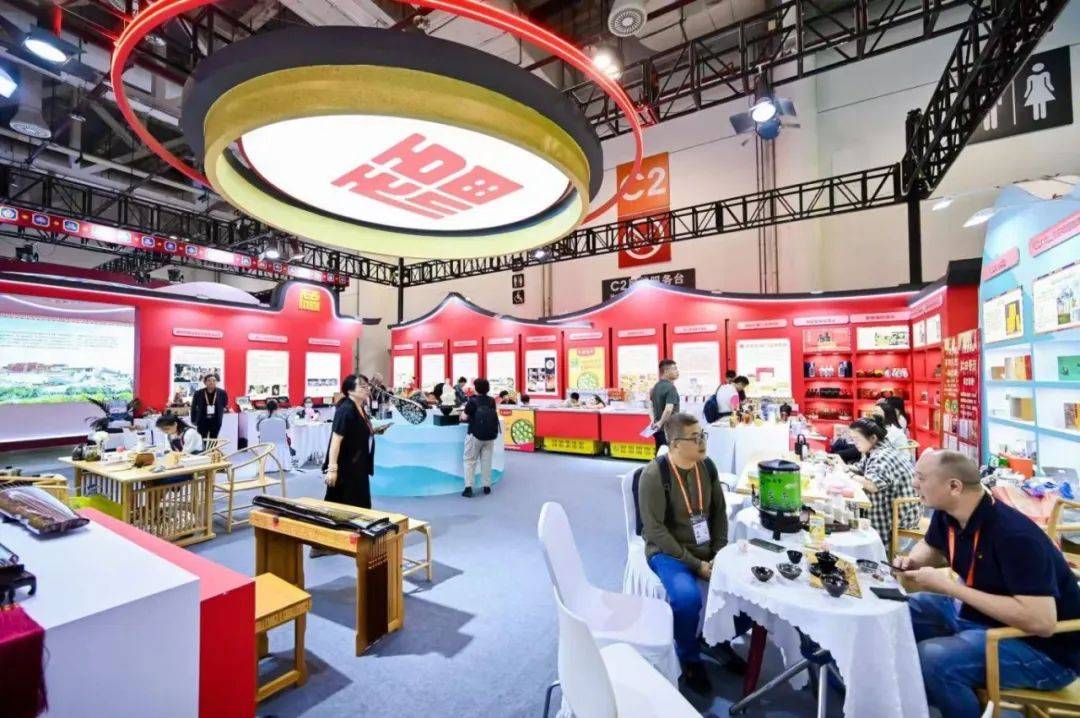 83.39亿元<strong></p>
<p>交易系统网站</strong>！15万人次！详情→
