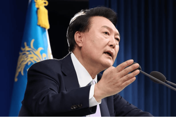尹锡悦：除外交层面等必要活动外<strong></p>
<p>交易客户端</strong>，金建希所有公开活动将暂停
