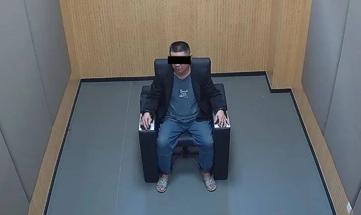 “我车被偷了<strong></p>
<p>2018年币圈</strong>，车上有块毒猪肉！”男子深夜报警，结局大反转