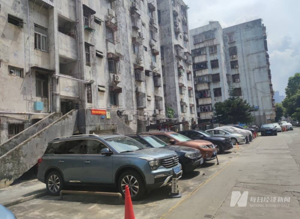 同意率已超90%<strong></p>
<p>德行币网</strong>，深圳首例自拆自建小区仍停滞，街道办回应“具体执行方案未出”
