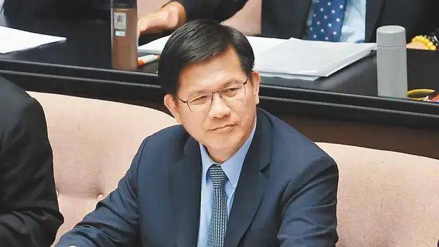“让美国再次伟大<strong></p>
<p>德行币网</strong>，离不开台湾”，赖当局是狂还是傻？这病得治