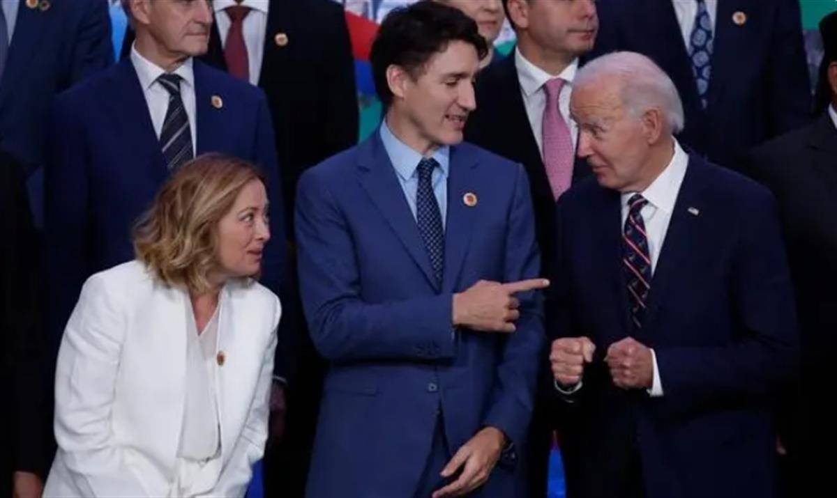 G20峰会“全家福”史上第一次重拍<strong></p>
<p>吉链币</strong>，拜登赶上任内最后一张“大合影”，此前白宫否认“被冷落”