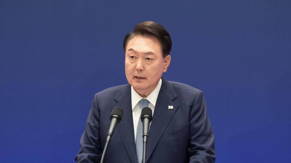 韩媒：尹锡悦开始联系辩护律师<strong></p>
<p>中山五星币</strong>，准备组成法律团队