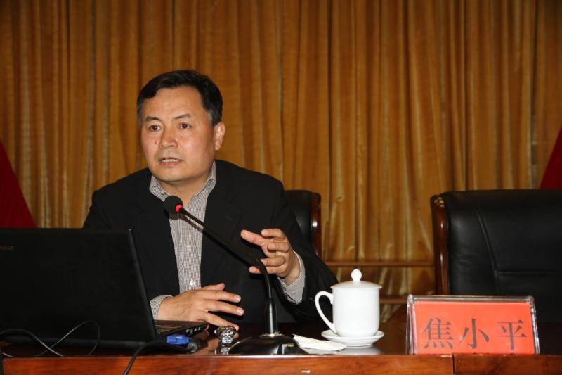 副处级贪到副部级<strong></p>
<p>王莽币种类</strong>，从财政部“空降”半年就落马，他获刑14年