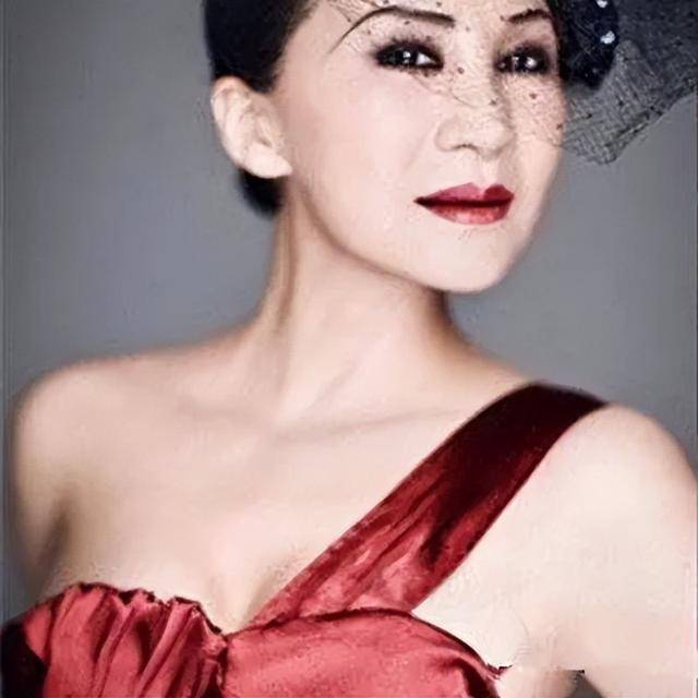 原来早已退出中国籍？被老外“玩腻就丢掉”的郑绪岚<strong></p>
<p>王莽币种类</strong>，却回国捞金