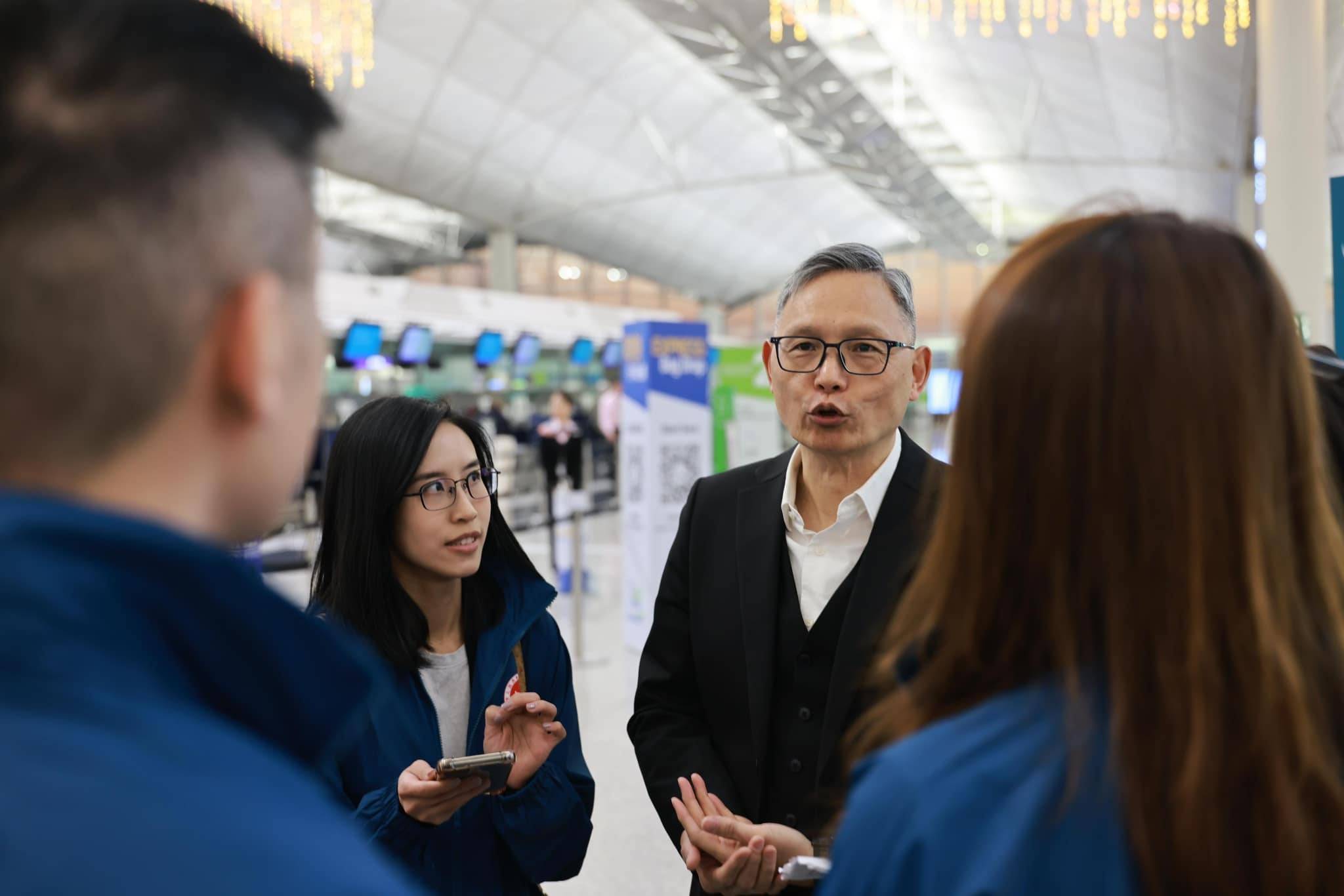仍有12名港人被困缅甸<strong></p>
<p>缅币兑换</strong>，香港派专责小组前往泰国跟进