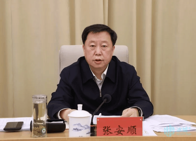 候补中央委员、黑龙江省委副书记张安顺<strong></p>
<p>炒币有风险</strong>，履新职