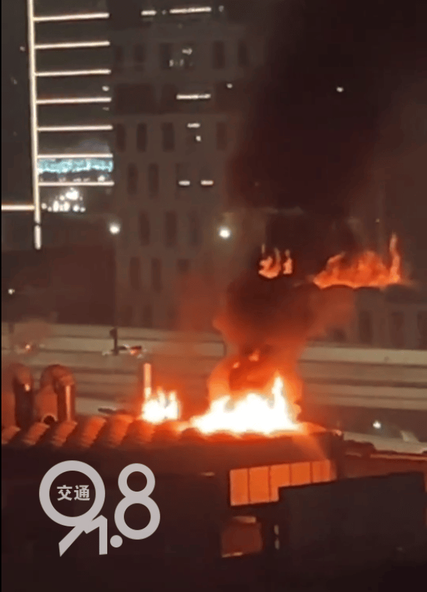 刚刚<strong></p>
<p>5行币</strong>！杭州一建筑突发爆炸！