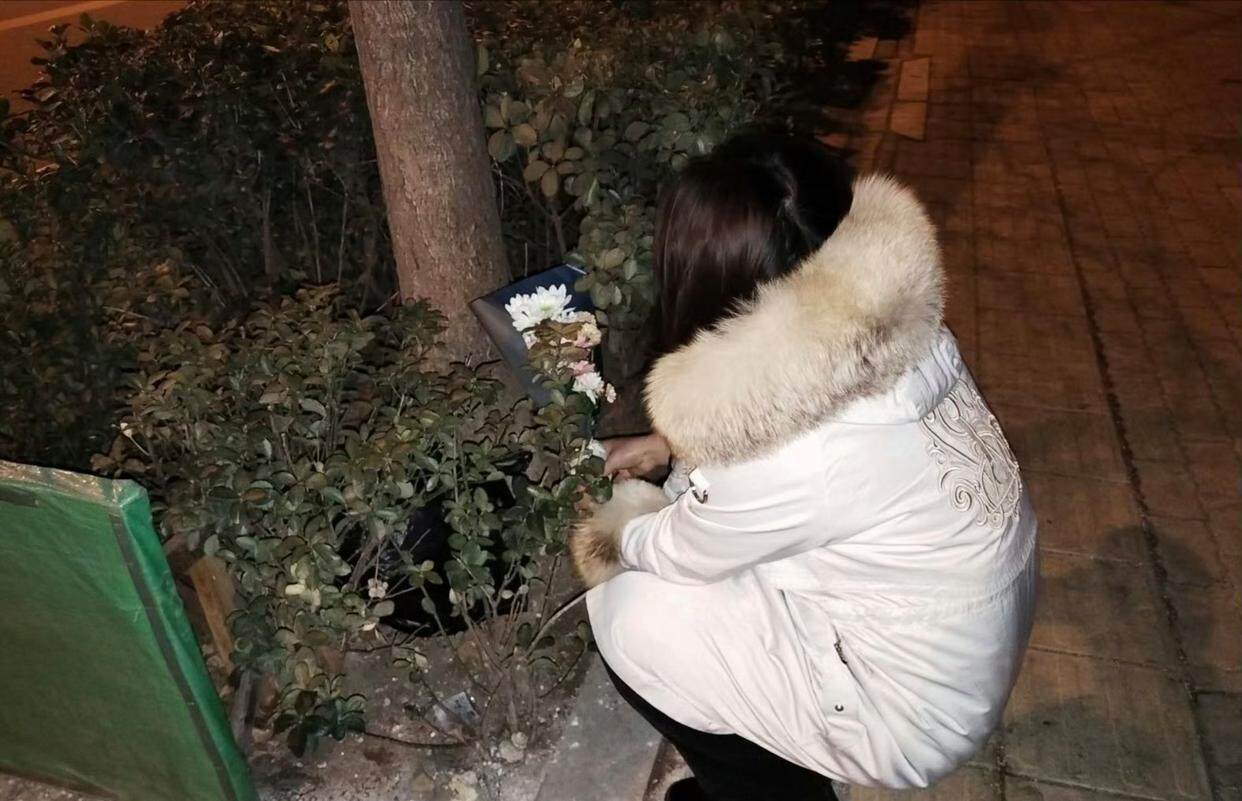00后医科大女研究生自杀<strong></p>
<p>币圈千里</strong>，生前讨论论文数据缺失问题