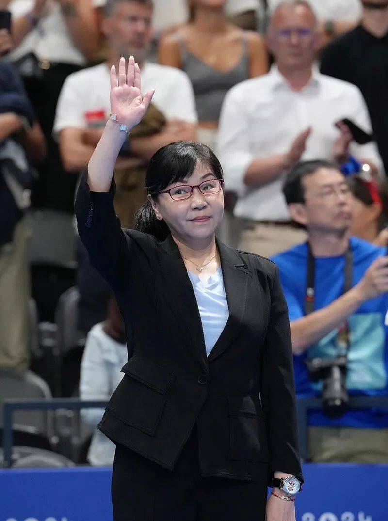 新任领导班子亮相<strong></p>
<p>瑞郎币哪里购买</strong>！周继红当选中国泳协主席