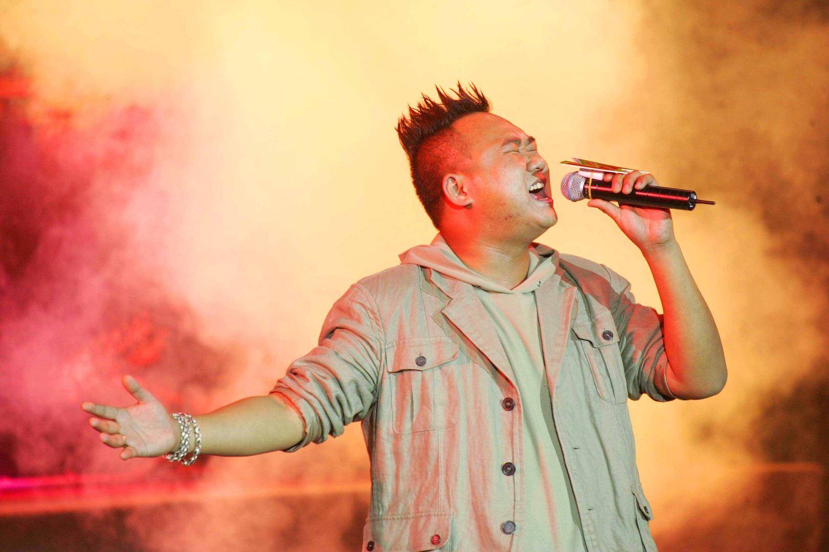 歌手苟伟去世<strong></p>
<p>币币交易技巧</strong>，本挂号要去医院检查，之前因呼吸问题准备手术
