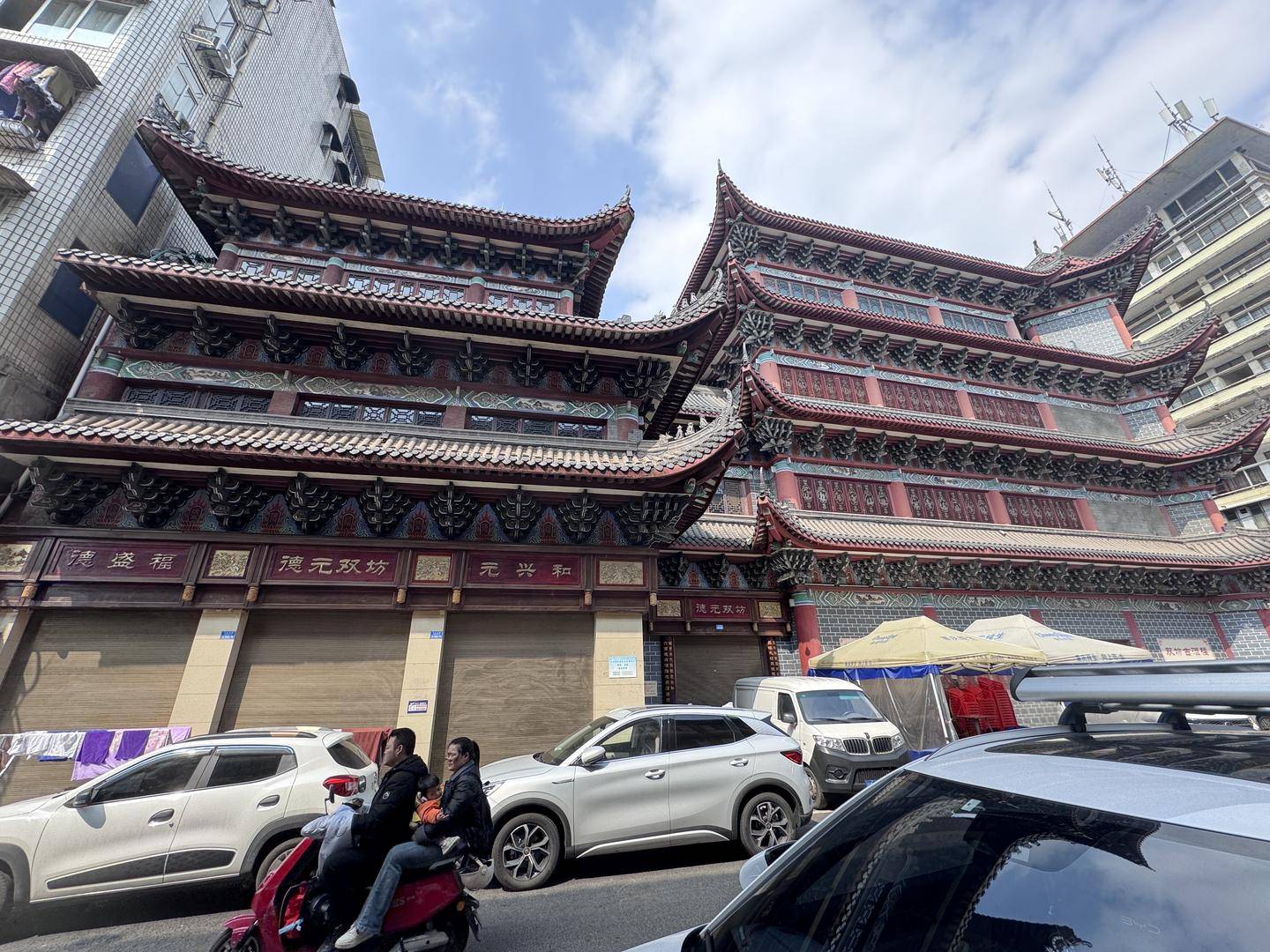 一起诉讼背后<strong></p>
<p>2018币圈</strong>，宜宾前首富“险被送精神病院”风波丨红星深度