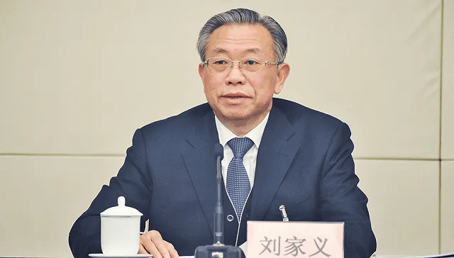 李锦斌、刘家义、刘赐贵、王建军<strong></p>
<p>2018币圈</strong>，已任中央指导组组长