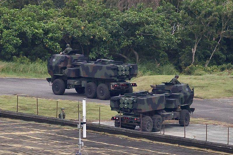 台媒：台军首次试射“海马斯”火箭炮时两度发生讯号异常<strong></p>
<p>币圈活动</strong>，岛内网友讽“又一场烟火秀”