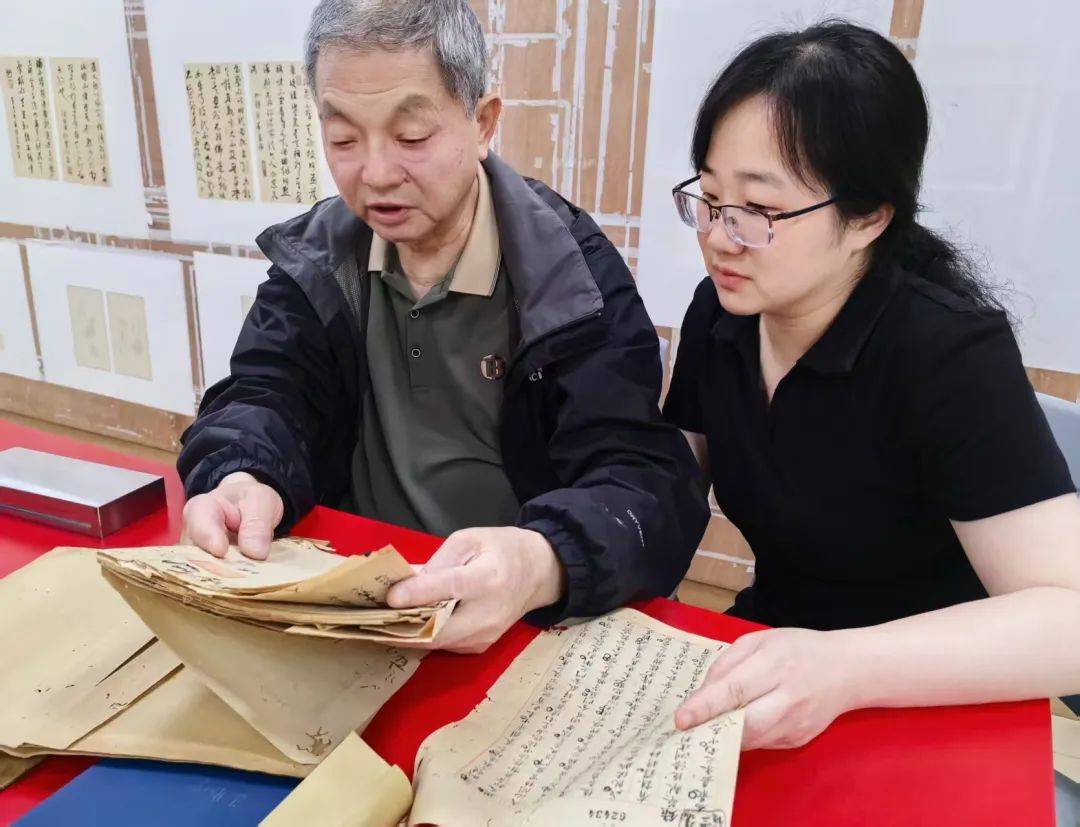 “冷板凳”一坐18年<strong></p>
<p>人命币对新</strong>！41岁厦门女子：要一直坐下去
