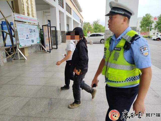 情况紧急！来宾一女子遭毒蛇咬伤<strong></p>
<p>币圈情况</strong>，来宾交警开启“绿波护航”