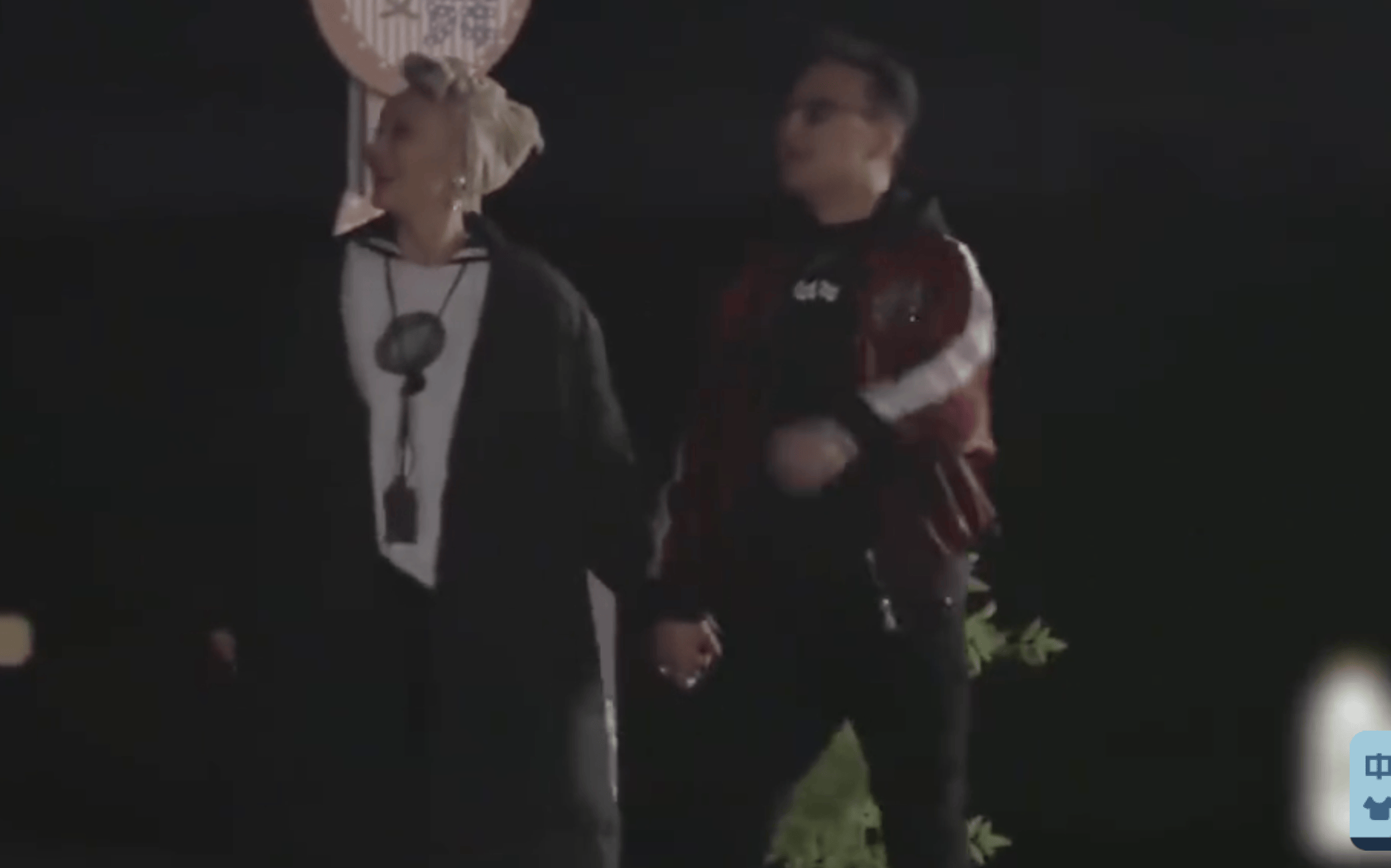 54岁汪峰与53岁宁静传绯闻<strong></p>
<p>欧洲</strong>，汪峰晒34岁正牌女友合照辟谣