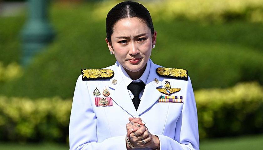 被暂停泰国总理之职<strong></p>
<p>tokenpocket</strong>，佩通坦提前布局将继续任内阁部长