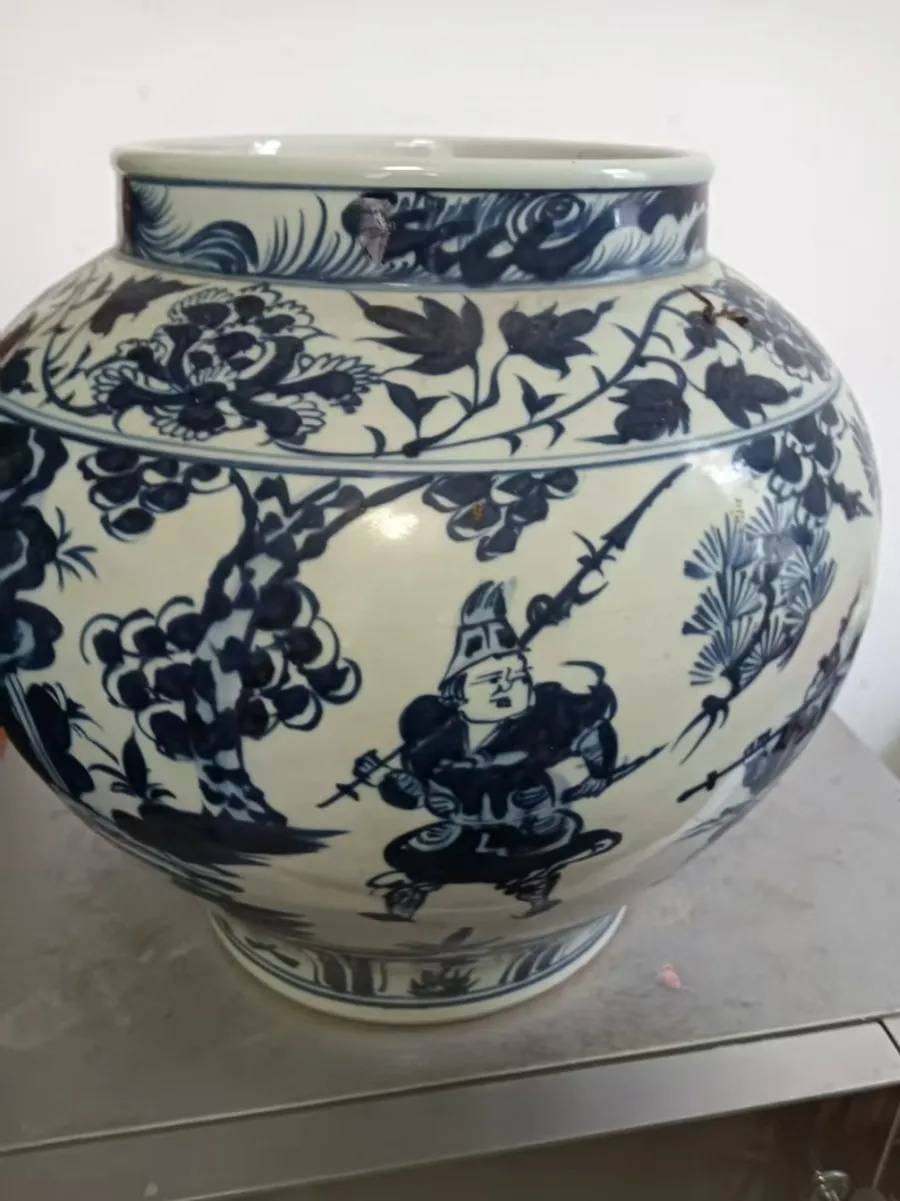 震惊！上海年轻男子和大爷结成“忘年交”<strong></p>
<p>WBT</strong>，谁料对方竟在背后...200余万积蓄被掏空！