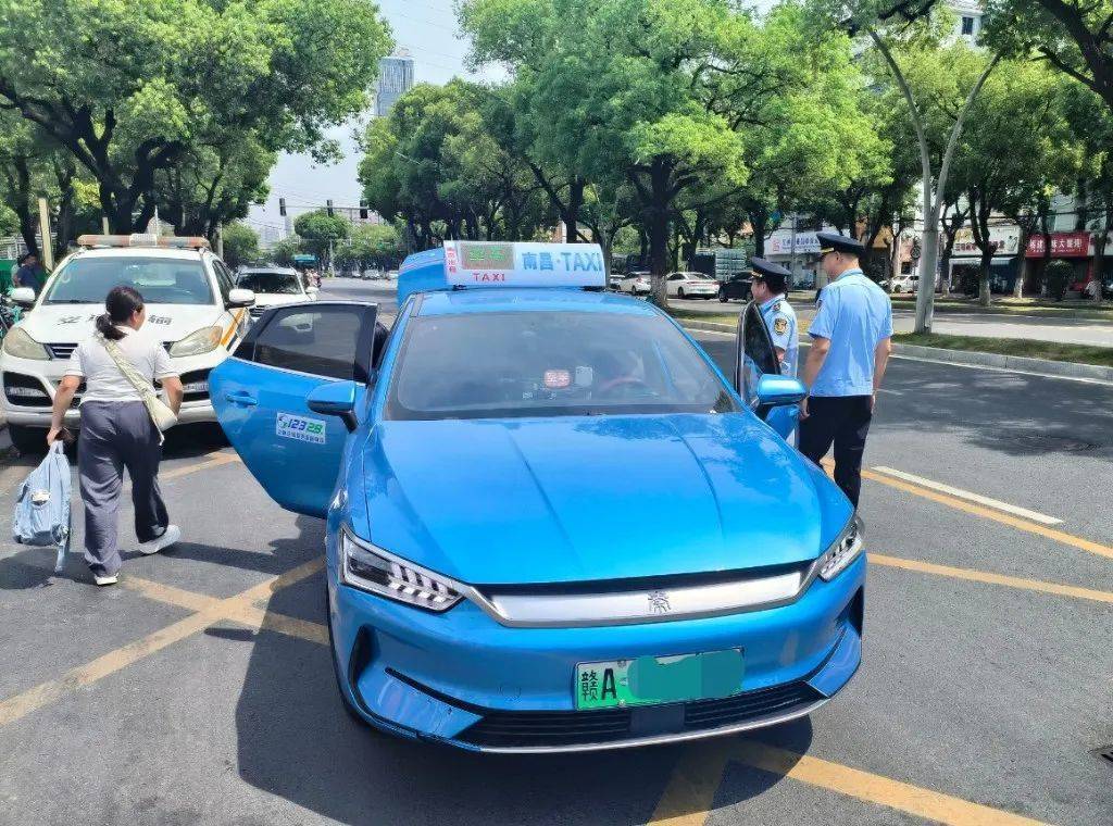 南昌女子叫出租车付103元车费投诉司机故意绕道<strong></p>
<p>xlm币</strong>，交通执法部门：罚款200元，责令退还多收取的车费