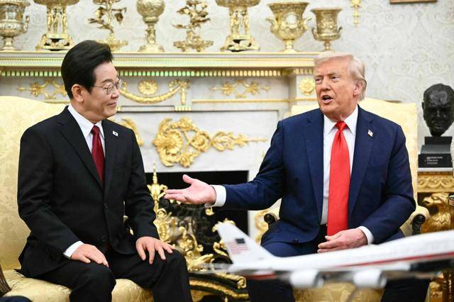 是否欢迎特朗普访华<strong></p>
<p>xlm币前景</strong>？外交部回应暗藏深意：元首外交很重要