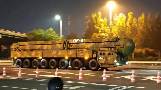 “51”被跳过<strong></p>
<p>xrp</strong>，东风-61直接登场，比东风-41打的更远、威慑力更强