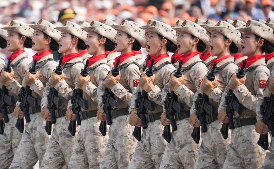 英姿飒爽！四川高校大四女生<strong></p>
<p>xrp币</strong>，亮相九三阅兵方队