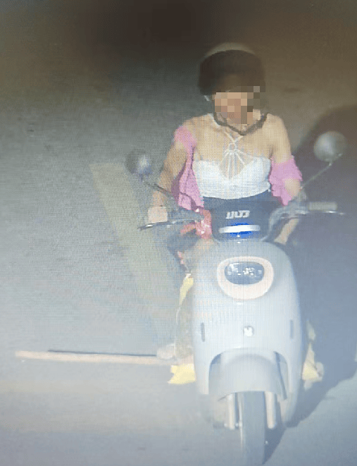 35岁男子深夜穿女装偷菜380斤<strong></p>
<p>aave</strong>，非法获利780余元，警方：刑拘