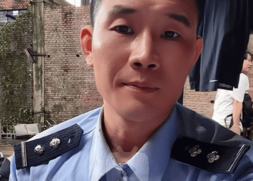 “嘎子谢孟伟”穿警服直播带货<strong></p>
<p>aave</strong>，云南警方通报：谢某某(男，36岁，河北雄县人)，行政拘留7日
