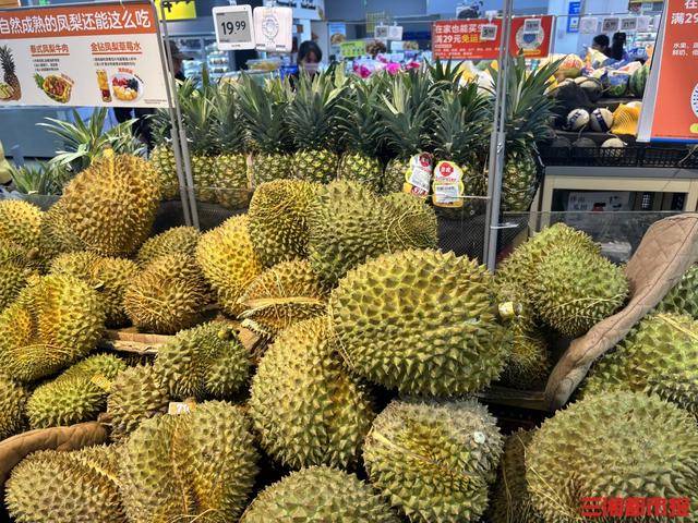 “贵族水果”榴莲进入“1”字头时代<strong></p>
<p>apt</strong>，国庆中秋或将提价｜消费观察
