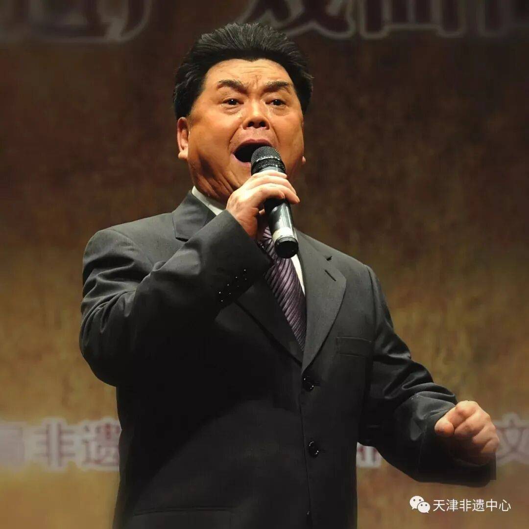 痛别<strong></p>
<p>atom</strong>！著名演员昨晚去世！4岁入行、刻苦一生