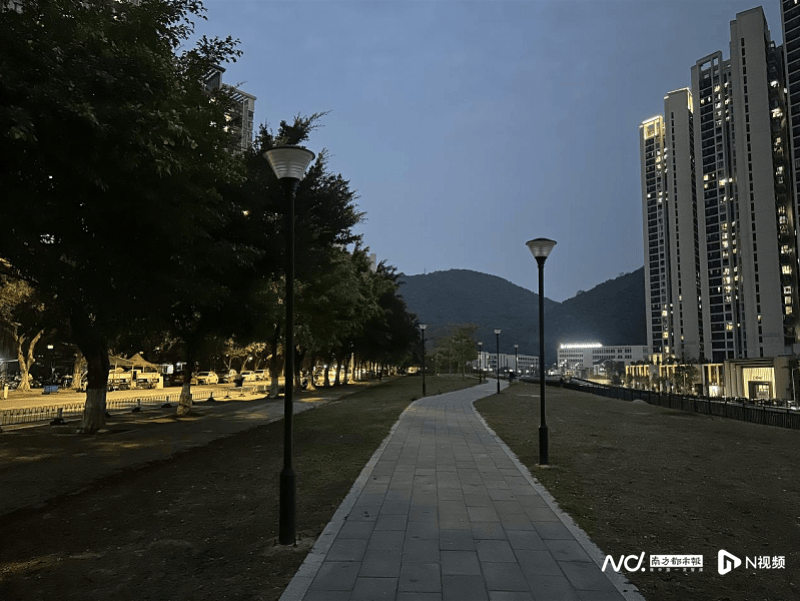 暗访回头看：广州口袋公园乱象整改成效如何<strong></p>
<p>atom下载</strong>？记者再探