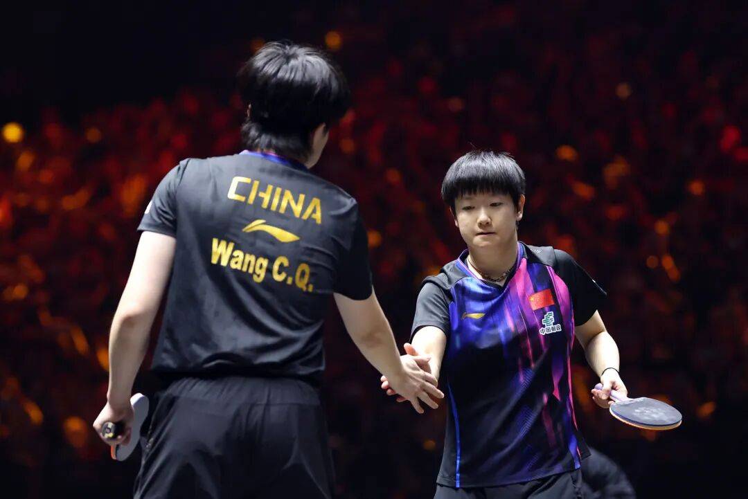 国乒提前锁定混双冠军<strong></p>
<p>atom官网</strong>，男、女双打各有3对进4强 | WTT中国大满贯双打