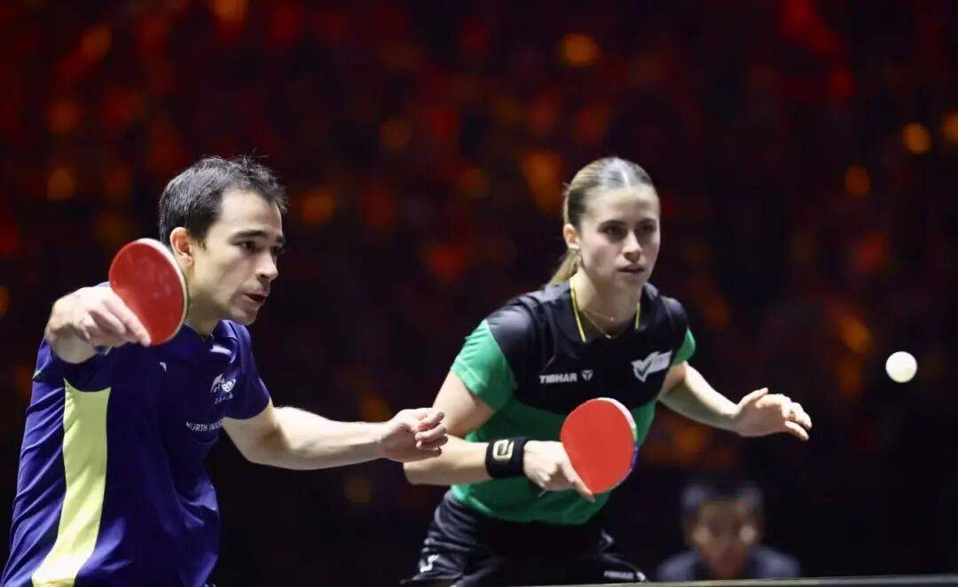 国乒提前锁定混双冠军<strong></p>
<p>atom官网</strong>，男、女双打各有3对进4强 | WTT中国大满贯双打