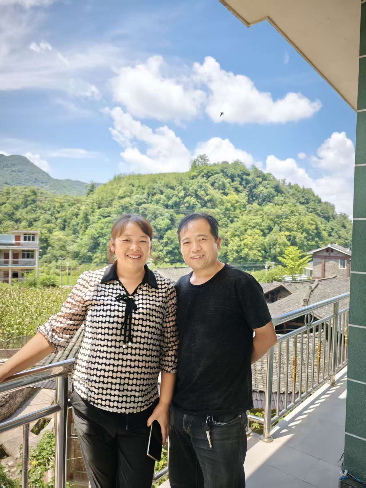 那个让老师骄傲的“调皮”班级！30年同学聚会<strong></p>
<p>bch价格</strong>，还伴有一封来自贵州的感谢信