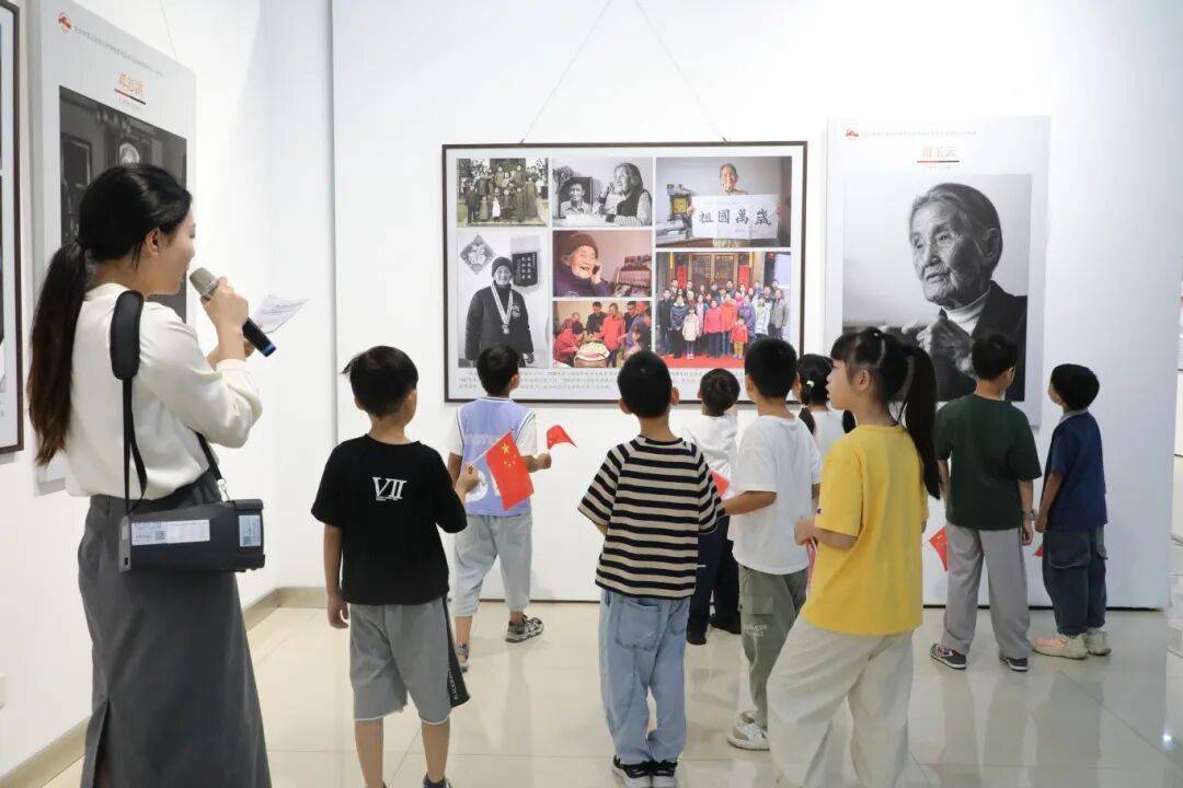 金坛图书馆国庆中秋活动精彩回顾 | 举国同欢庆<strong></p>
<p>bch价格</strong>，月满聚中秋