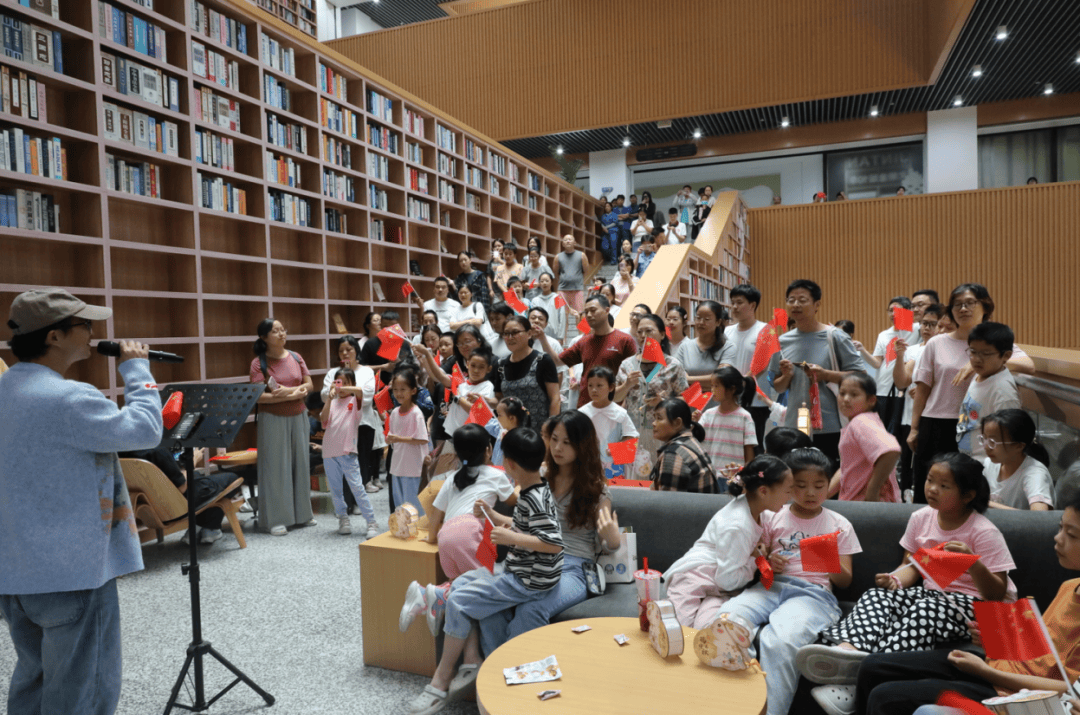 金坛图书馆国庆中秋活动精彩回顾 | 举国同欢庆<strong></p>
<p>bch价格</strong>，月满聚中秋